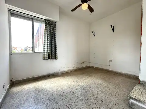 VENTA PH 4 AMBIENTES TERRAZA PATIO LANUS