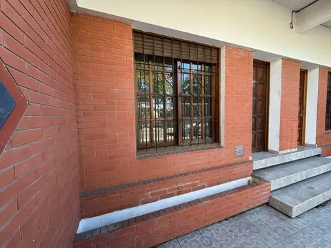 Depto Tipo Casa en Alquiler de 2 ambientes