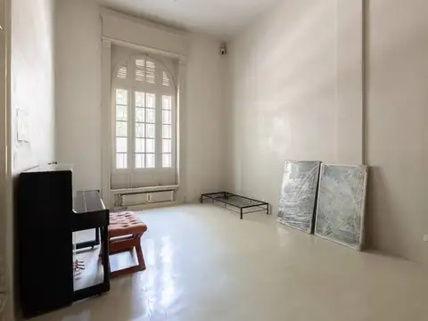 Suipacha 1300, Piso 0