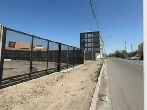 Terreno en Alquiler en Neuquén, $ 2.000.000