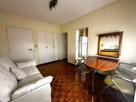 VENTA DEPTO 2 AMB A CUADRAS DEL OBELISCO