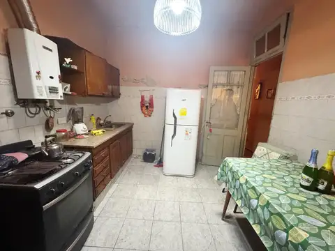 Depto Tipo Casa en Venta 50 años