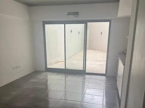 Avenida San Martín 4500, Piso PB