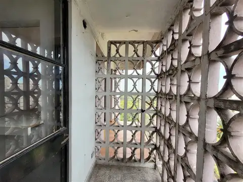 Departamento 4 amb c/ cochera- V.Martelli-B.Parque