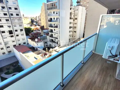 Alquiler- Monoambiente con Balcón