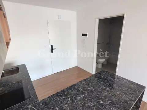 Departamento en Alquiler de Monoambiente
