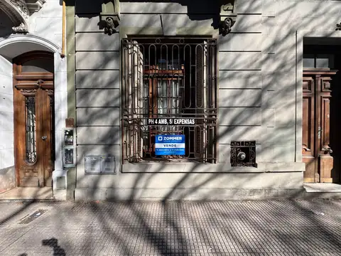 Ciudad de la Paz al 700, Colegiales