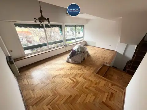Depto Tipo Casa en Alquiler de 3 ambientes
