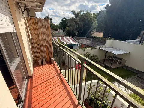 25 De Mayo 200, Piso 1