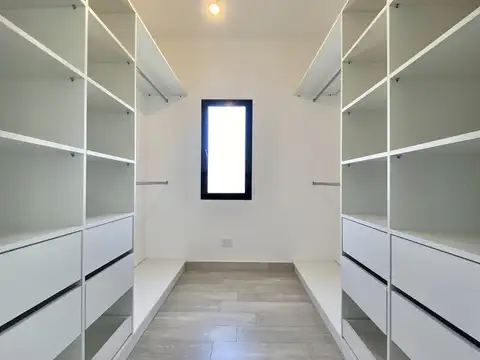 Casa en Venta al Oeste