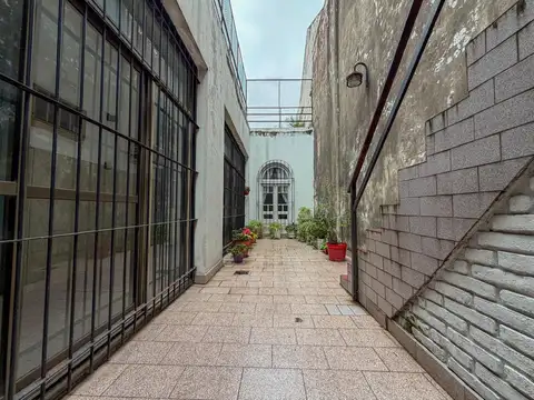 Venta de casa en Lote propio en Mataderos