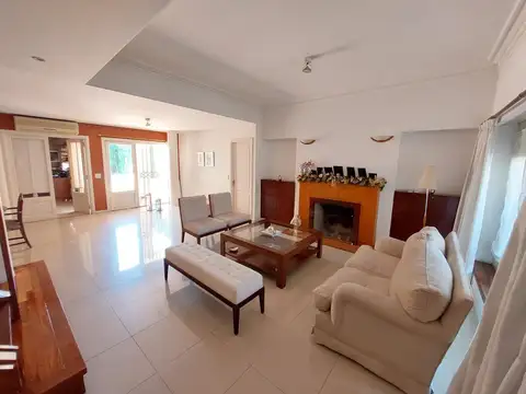 Casa en Venta de 5 dormitorios