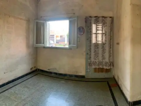 Casa al frente de 3 dormitorios en venta