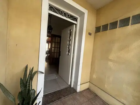 Uriburu al 600