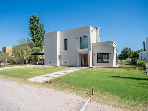 Casa en Venta en Medal Country club, USD 310.000