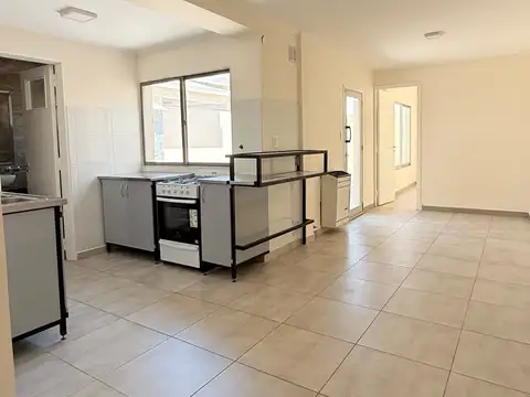 Depto Tipo Casa en Alquiler en Mar Del Plata, $ 600.000