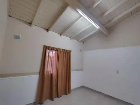 Casa en Alquiler de 1 dormitorio