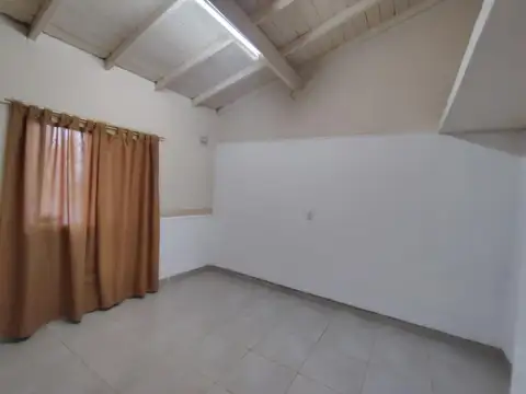 Martín Rodríguez 2400