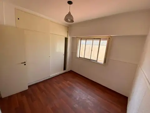 DEPARTAMENTO 2 AMBIENTES VENTA CON PATIO Y RENTA