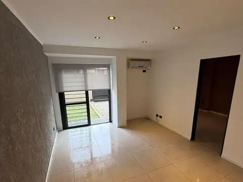 Departamento en Alquiler en Olivos Rugby, $ 900.000