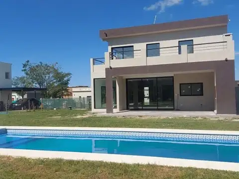 Casa en Venta de 4 dormitorios