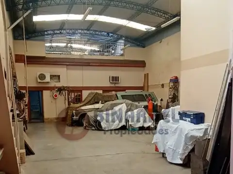 Galpon en Venta 35  mts Fondo