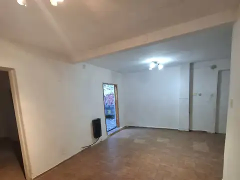 Depto Tipo Casa 3 ambientes con 1 baño