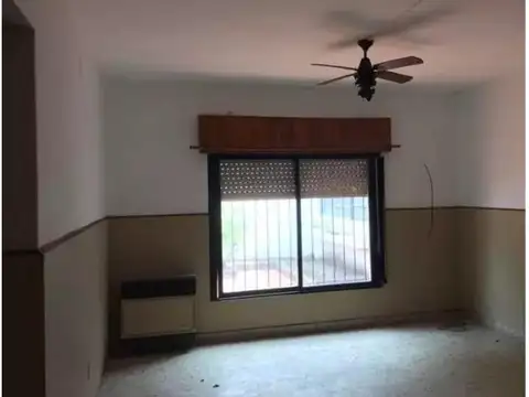 Casa en Venta en Castelar Sur, USD 159.999