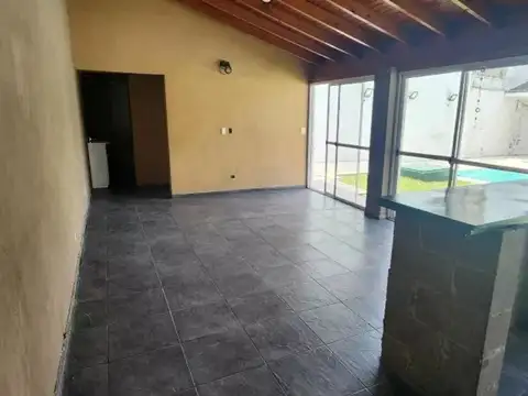 Casa en Venta en Morón Sur, USD 250.000