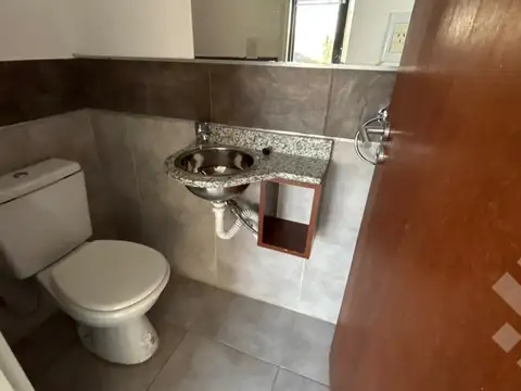 Depto Tipo Casa en Venta en Neuquen, USD 180.000