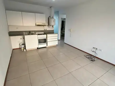 Departamento en Alquiler en Echesortu, $ 450.000