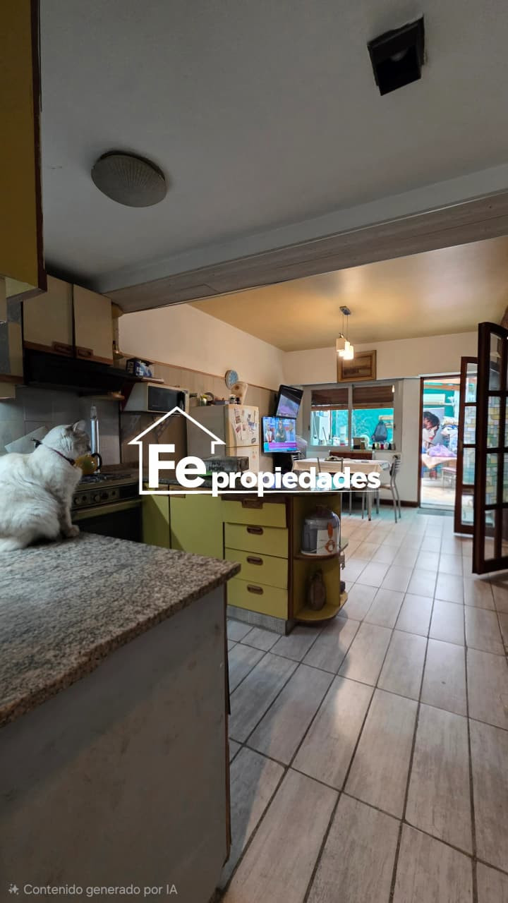 Depto Tipo Casa en Venta con 1 cocheras