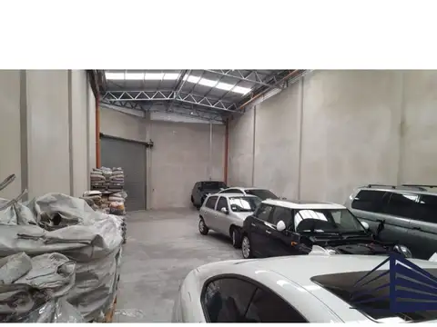Galpon en Venta en Villa Lynch, USD 265.000