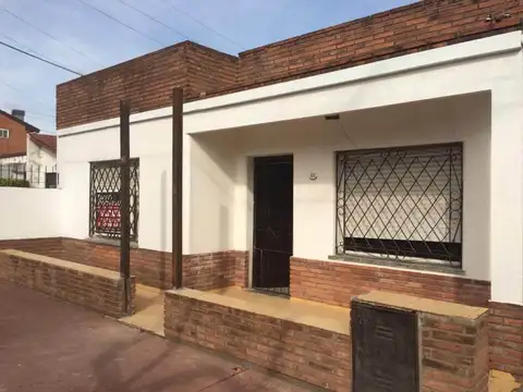 Casa con 420 m² terreno y 3 dormitorios en venta en Morón