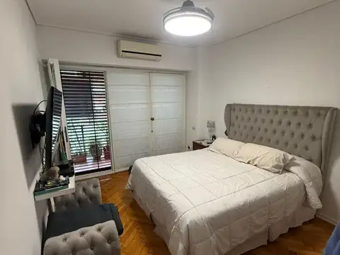 Departamento de 4 ambientes con dependencia  y cochera VENTA
