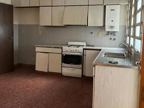 Departamento 5 ambientes con 3 baños