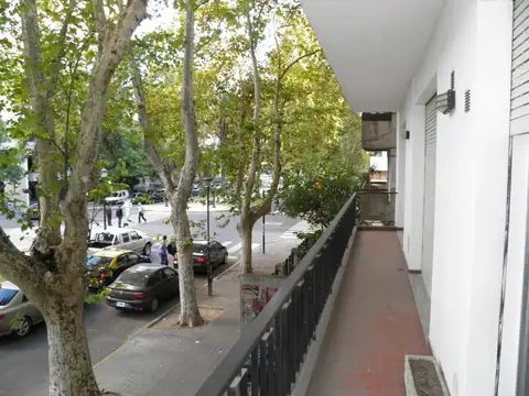 Departamento en Alquiler de 4 dormitorios