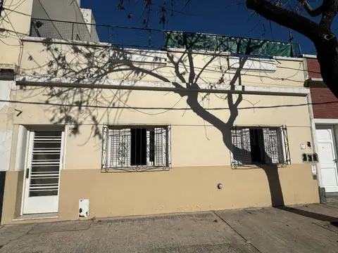 Ricardo Gutiérrez 2300, Piso PB