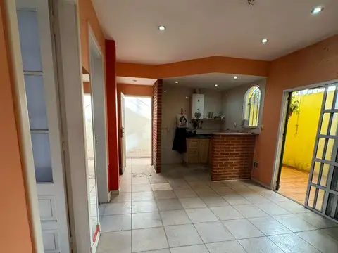 Depto Tipo Casa en Venta 50 años
