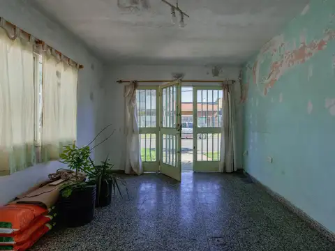 Depto Tipo Casa en Venta en Rosario, USD 75.000