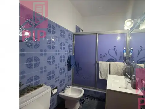 Depto Tipo Casa en Venta con 1 cocheras