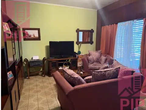 Depto Tipo Casa en Venta de 5 ambientes