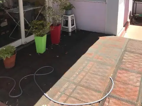 Fragata Presidente Sarmiento 1600, Piso 1°