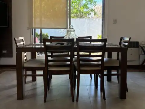 Casa en Venta con 1 cochera