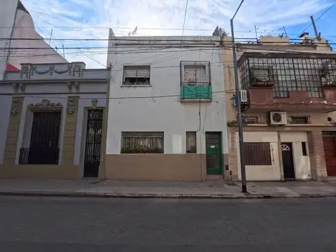 Venta PH 3 Amb a Reciclar Terraza CABA zona UADE