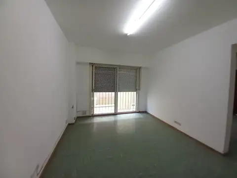 AV DEL TRABAJO 200, Piso 2