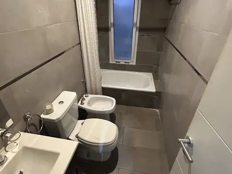 Roque Sáenz Peña 300, Piso 2