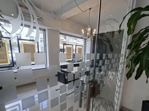 Avenida Directorio 1800, Piso PB