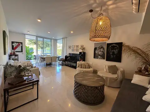 Departamento en Venta en Bella Vista, USD 365.000