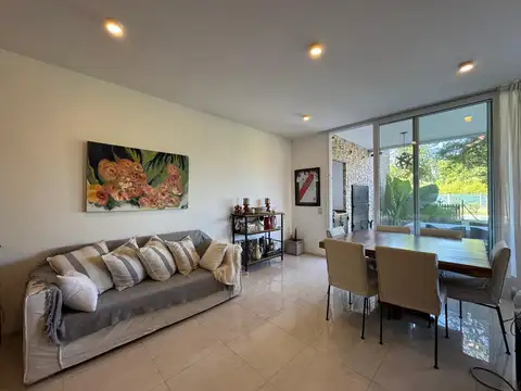 Departamento 4 ambientes con 3 baños